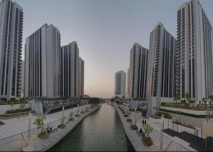 The Bridges Abu Dhabi Holiday Homes 6
